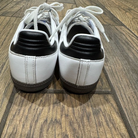 Adidas Sambas women’s 9, men’s 7.5 - Picture 7 of 10